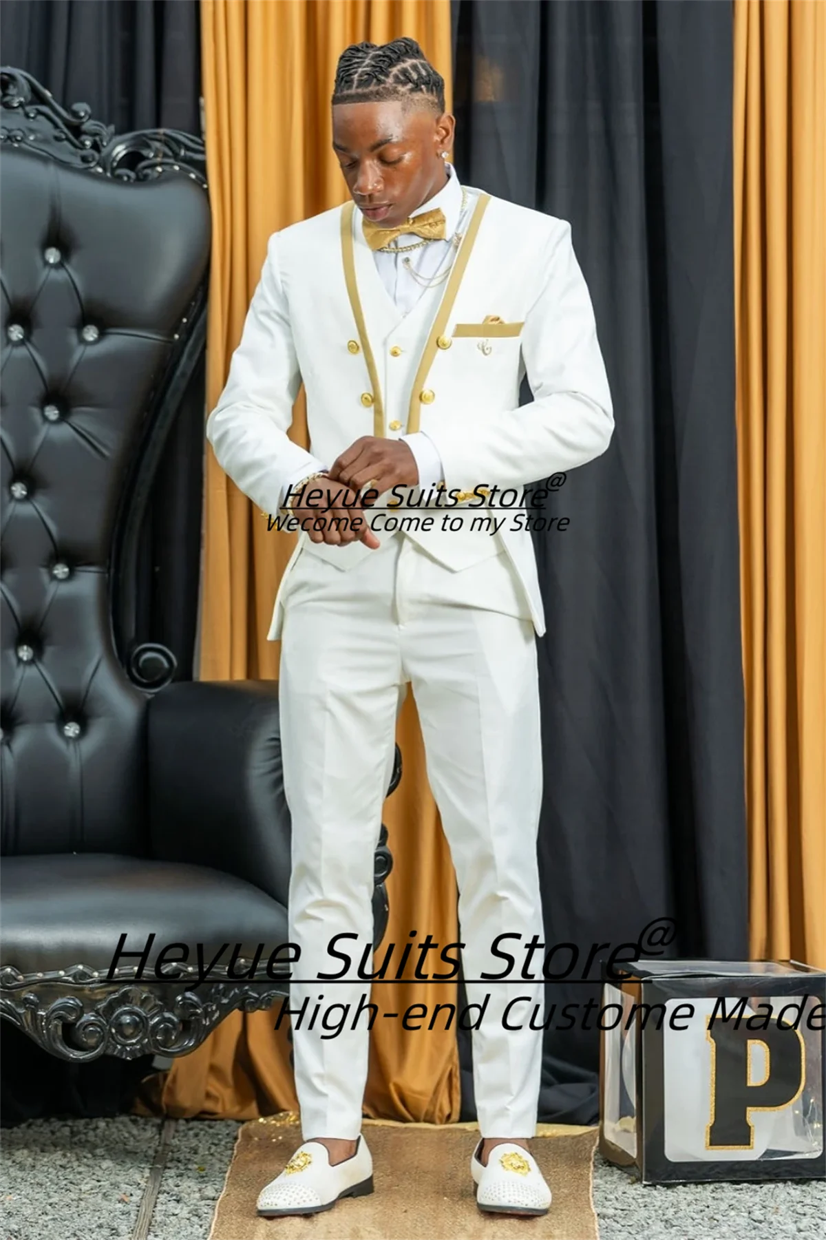 Newest White Three Pieces Prom Men Suits Customized Shiny Gold Buttons Groom Wedding Tuxedos Male Party Blazers 3 Pieces Sets