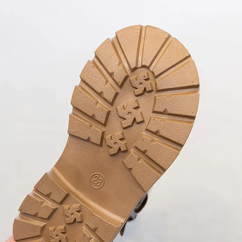 2026 Herbst Neuer Stil Mädchen Retro Western Denim Stiefeletten mit Doppelreihenknöpfen Rutschfeste Cowboy-Stiefel Outdoor-Stil Lange Stiefel – Detail 13