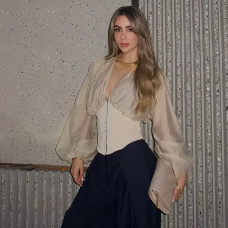 Minimalist Light Brown Top Dee - Street Fashion For 2026 recension och pris
