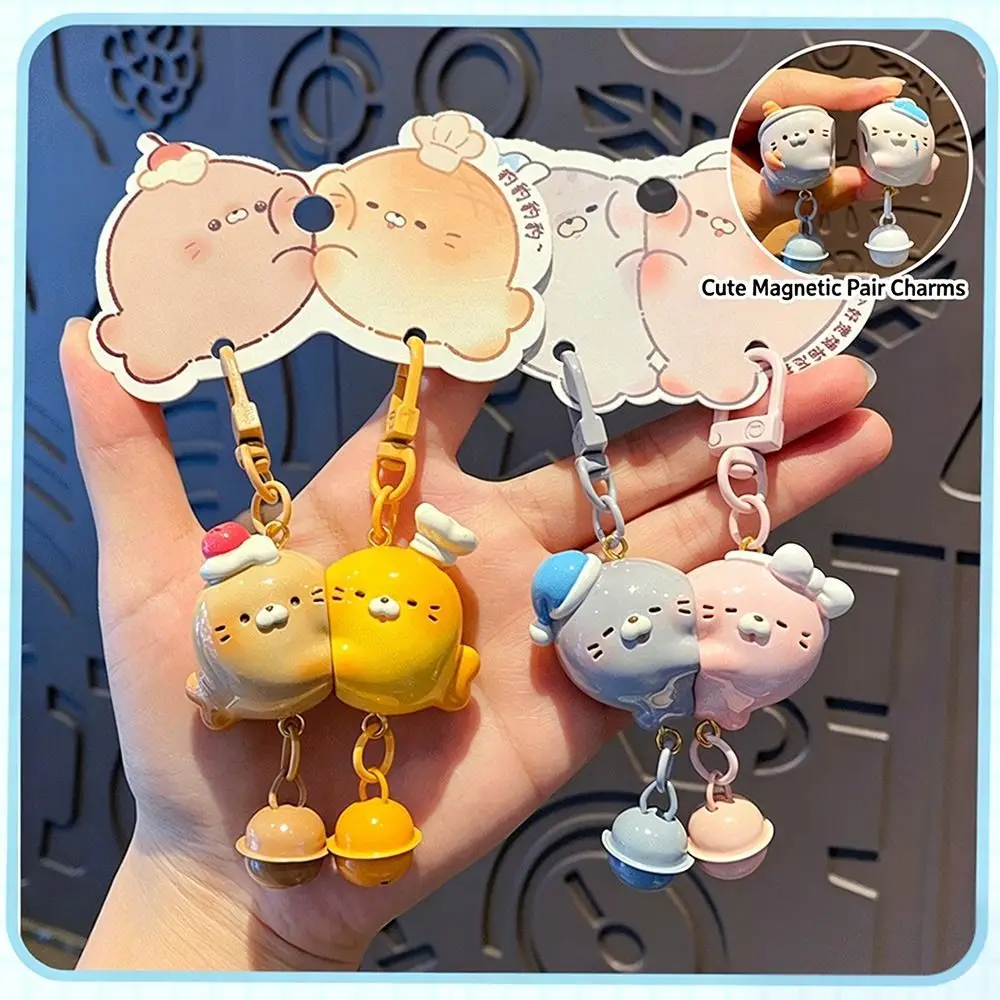 Cute Resin Leopard Couple Keychain Magnetic Buckle Cartoon Style Magnetic Suction Pendant Resin Key Chain Daily Carry
