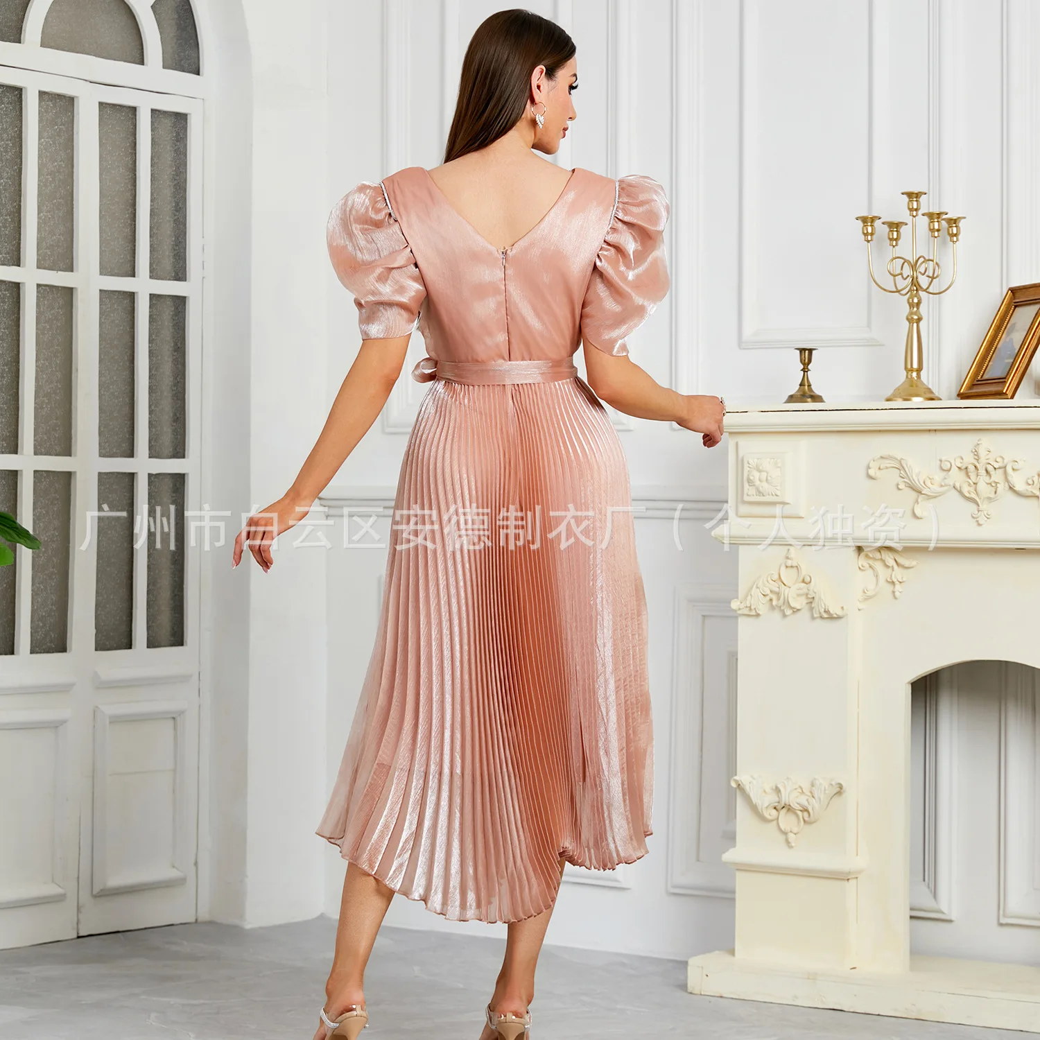 Verão nova moda 2025 feminino cor sólida na moda elegante manga curta com decote em v meados de bezerro comprimento vestido feminino roupas do oriente médio