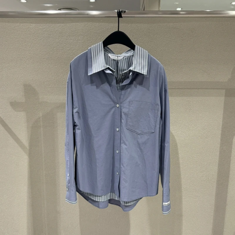 

Модная двухслойная рубашка в полоску для женщин, повседневная, свободного кроя, с длинным рукавом, на пуговицах, имитация двухслойности, осенняя, незаменимая вещь.