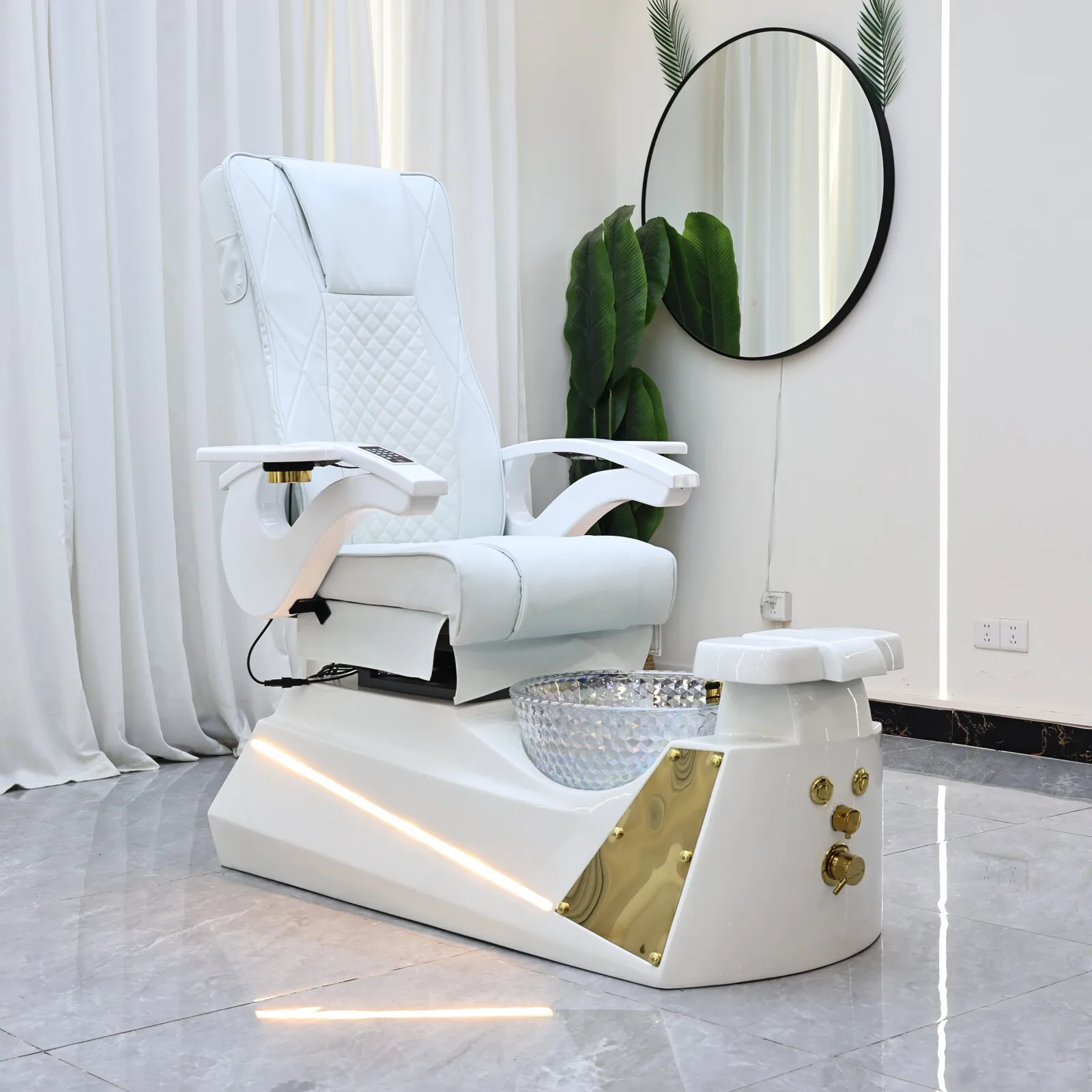 

Multi-functional Beauty Foot Massage Chair, Comfortable and Durable, Foot Bath and Massage in One, Professional Chair for Beauty