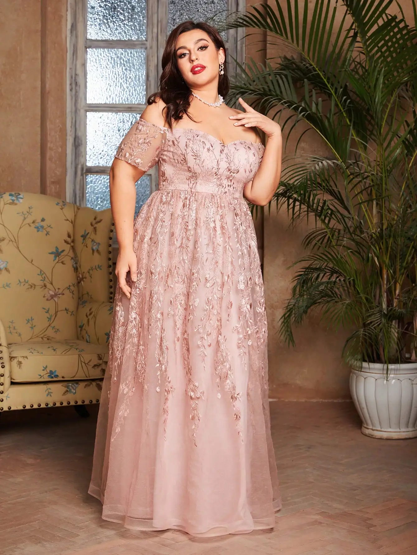 Mgiacy plus size Line neck short sleeve romantic embroidered lace long skirt Evening gown ball dress Party dress