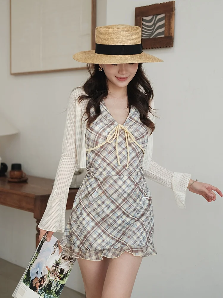 

2026 New V-Ne Plaid Bikini Women's Cover-Up Beach Vaion Hot Spring Swimwear Flat Angle Separate Swimwear Skirt Sle