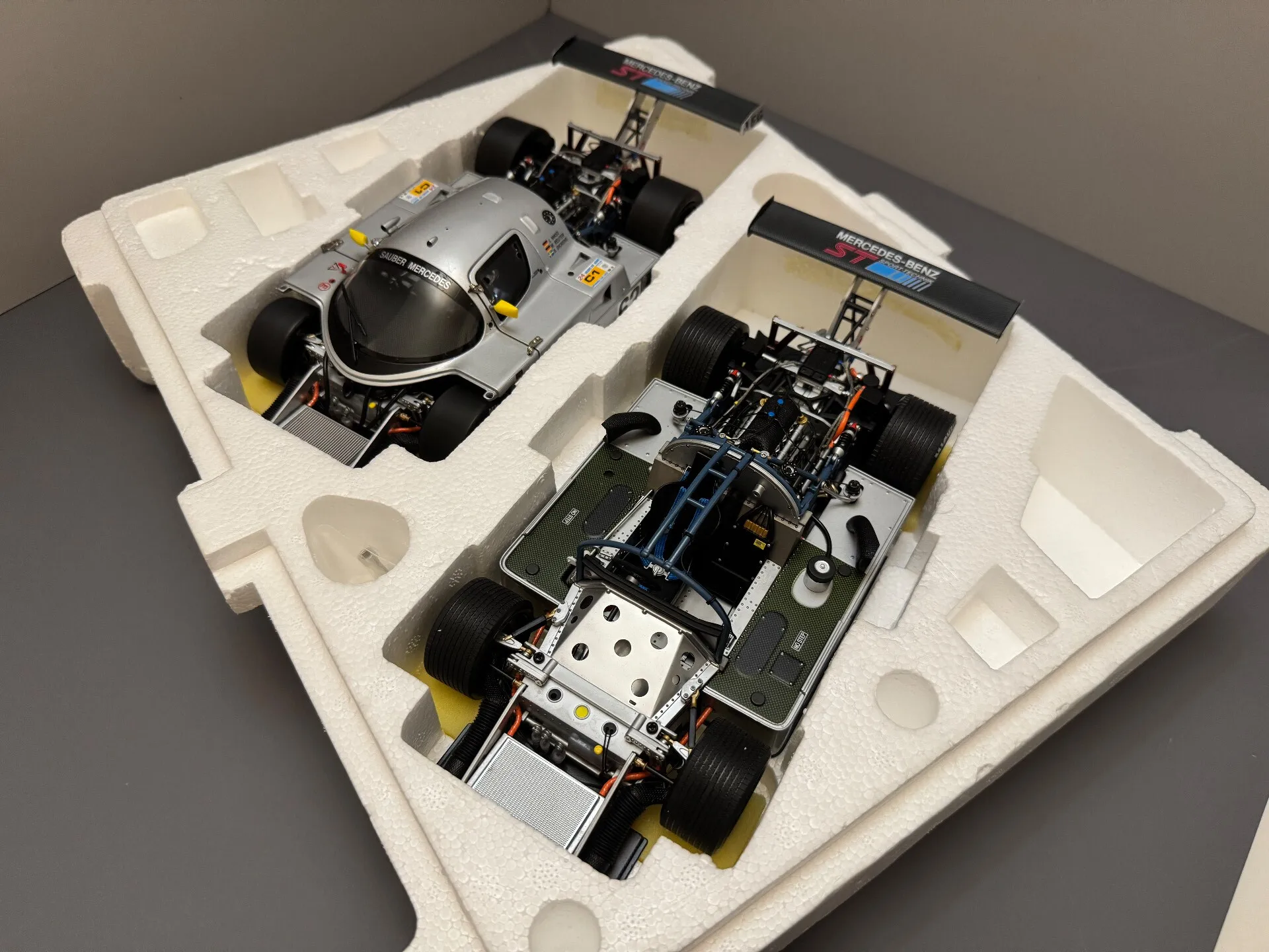 

Exoto 1:18 C9 #63 1989 Le Mans Championship Simulation Limited Edition All Open Alloy Metal Static Car Model Toy Gift