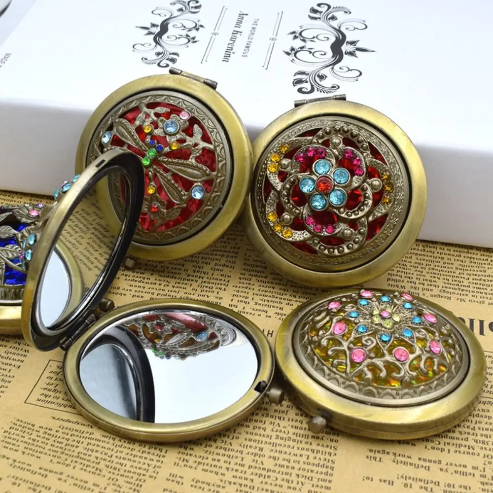 

Mini Vintage Hollow Makeup Mirrors Folding Floral Pattern Folding Pocket Mirror Round Hollow Round Makeup Mirror