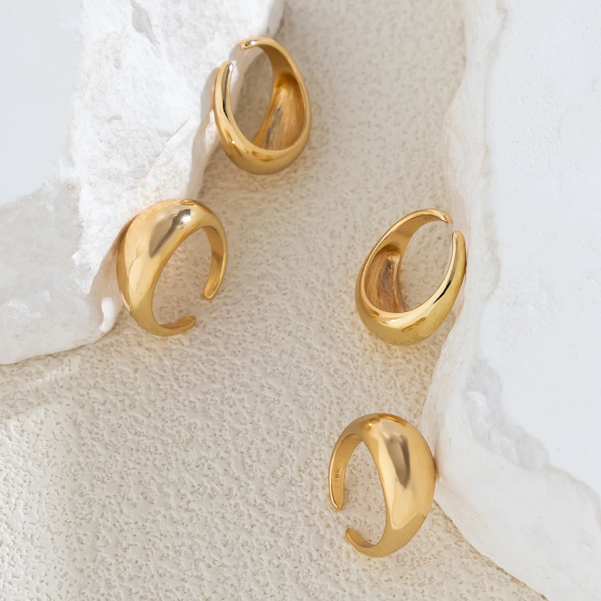 Ingemark 4Pcs Unique Smooth Water Drop Open Rings for Women Vintage Geometric Adjustable Knuckle Ring Set Couple Accessories