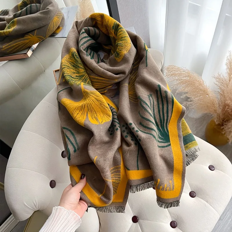 

New autumn and winter warm thickened cashmere imitation scarf for women, elegant and dignified air-conditioning shawl