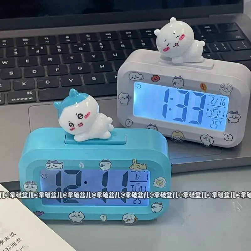 Kawaii Chiikawa Cartoon Doll Alarm Clock Cute Usagi Kids Bedroom Bedside Desk Clock Student Wake Up Clock Ornaments Girls Gift