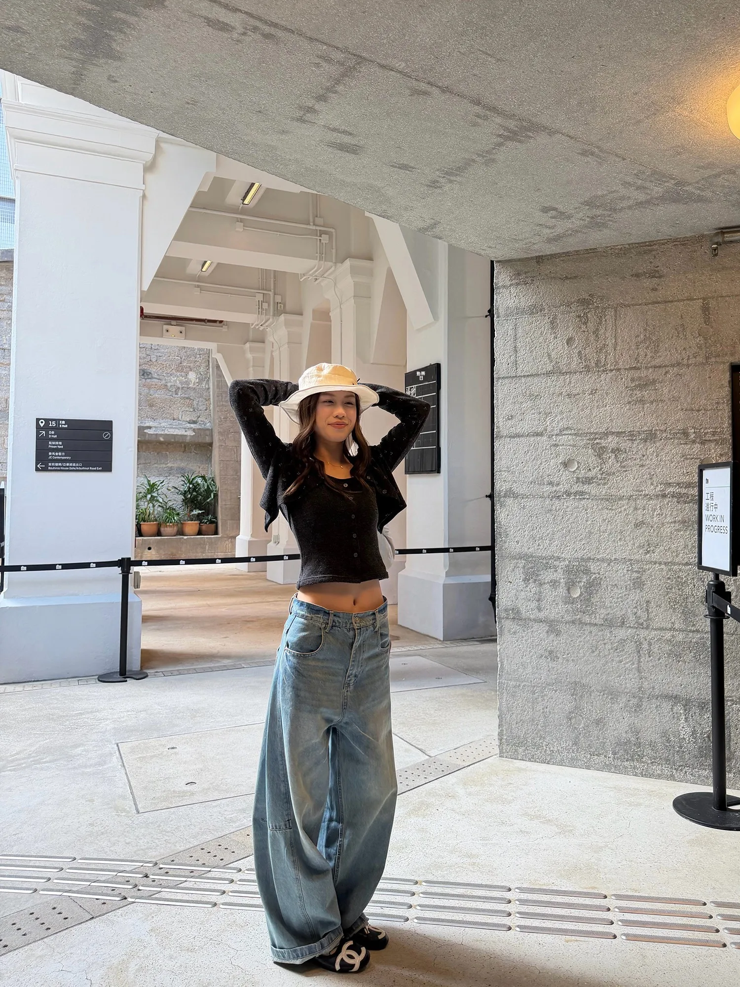 

Retro Feel Distred Light Blue Denim Wide Leg Pants Straight Cut Women's Spring Summer Aosphere Sensation Jeans