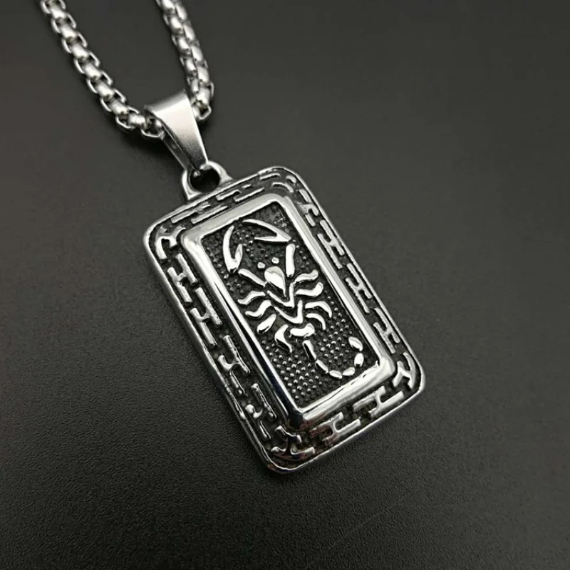 

Steel Punk Retro Old Scorpio Necklace Stainless Steel Scorpion Shape Pendant Jewelry Accessories Gift