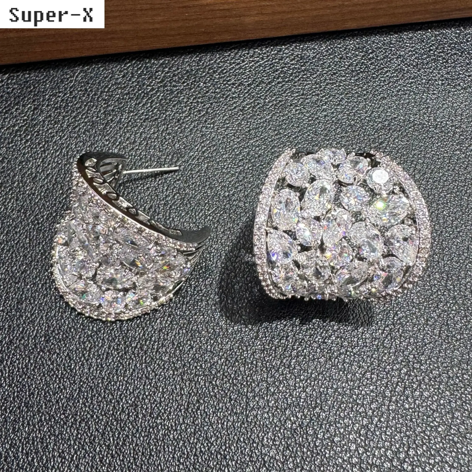 orecchini-alla-moda-con-zirconi-cubici-per-donna-graziosi-gioielli-color-argento-orecchini-bianchi-blu-rosa-regalo-femminile
