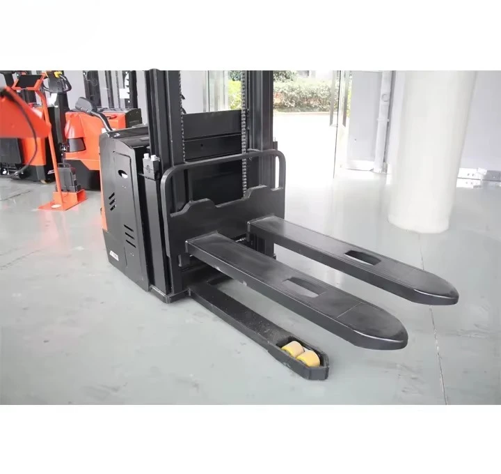 Best Price 1.6ton 2.0ton Forklift Electric Pallet Truck Stacker Charge with Platform with CE Certification
