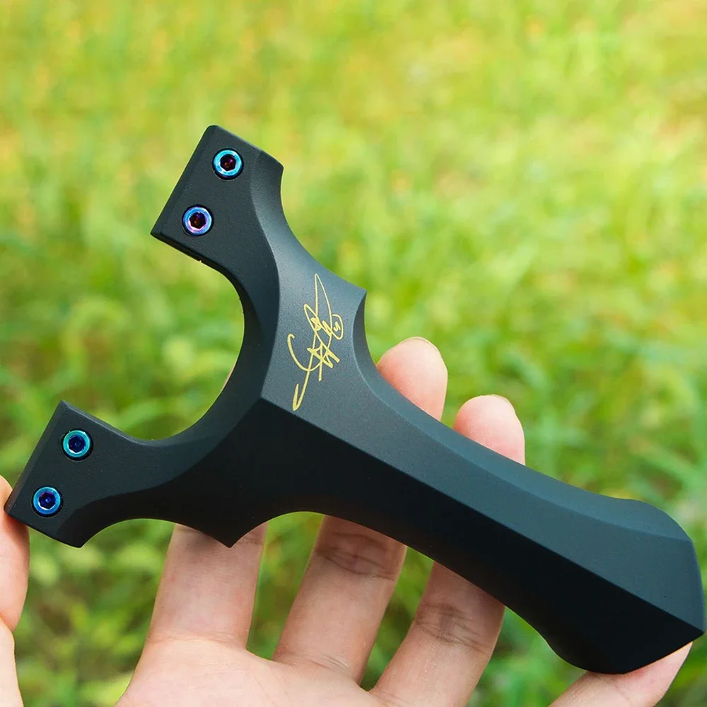 Black Resin High-quality Slingshot High-precision High-power Outdoor Equipment For Hunting and Shooting Lightweight ABS