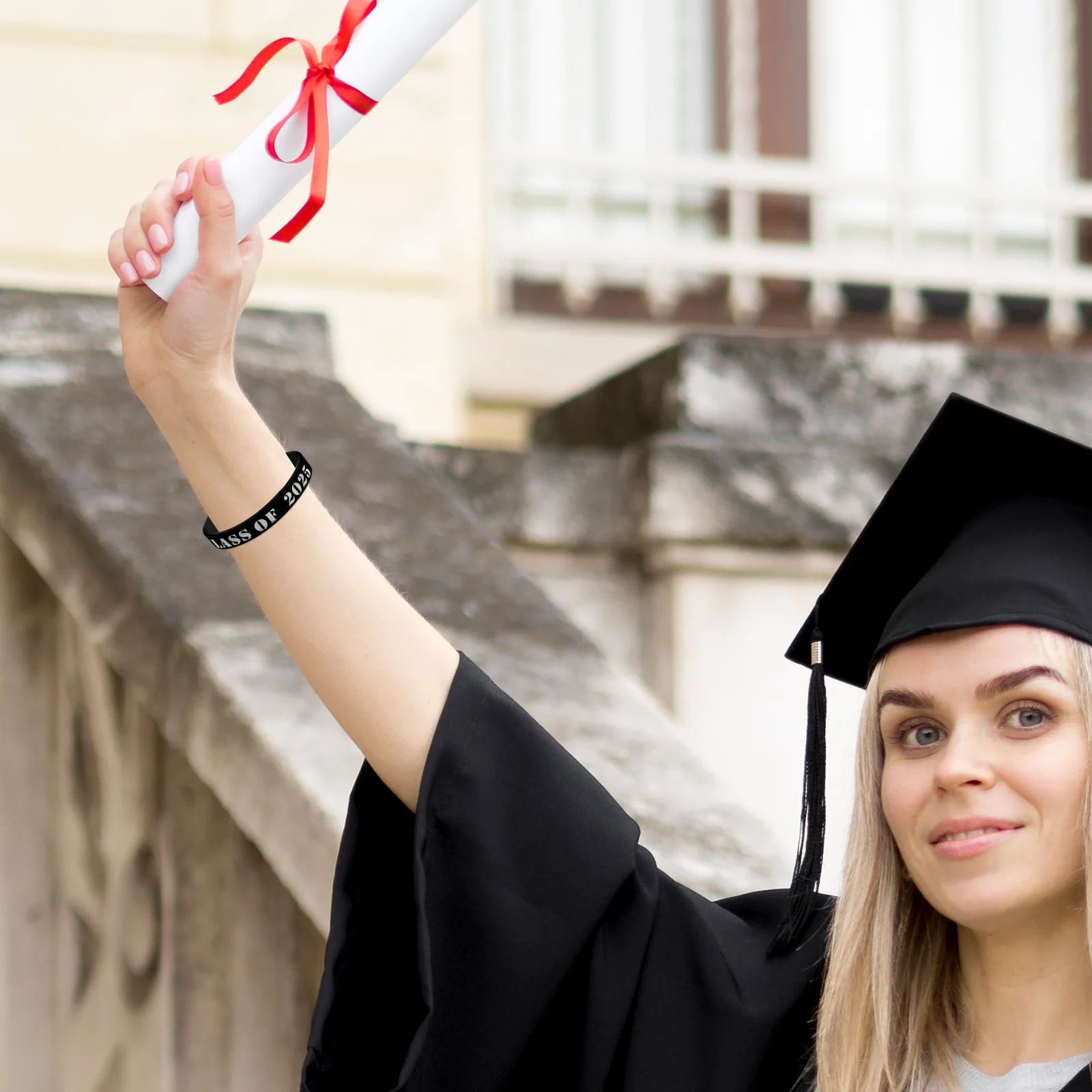 

20pcs Graduation Wristbands Class Of 2025 Silicone Bracelets For Students Teachers Party Favors Celebration Accessories Keepsake