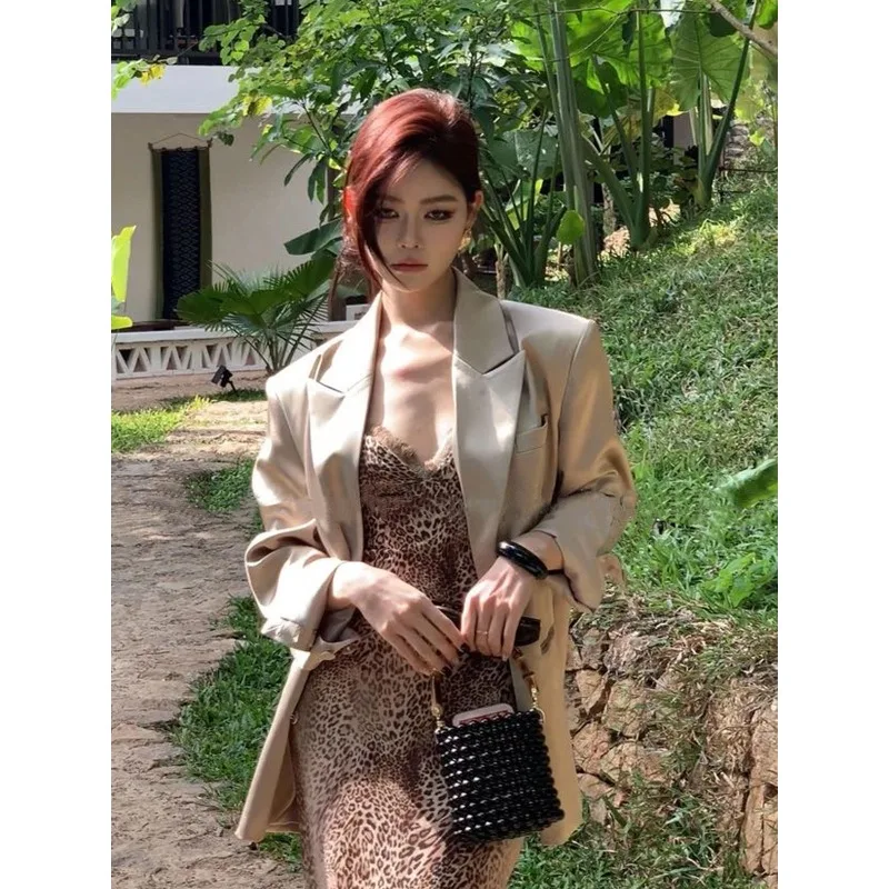 O high-end pequeno terno jaqueta feminina primavera novo estilo super bonito petite feminino elegante com personalidade única