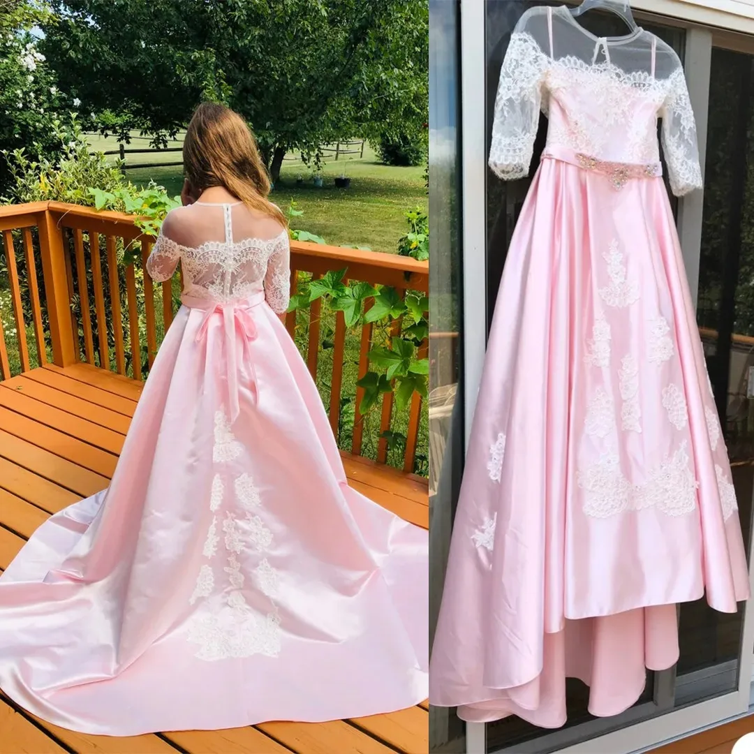

Pink Satin Flower Girl Dresses for Wedding Lace Appliques Girl Prom Gown for Photoshoot First Communion Gowns Customized