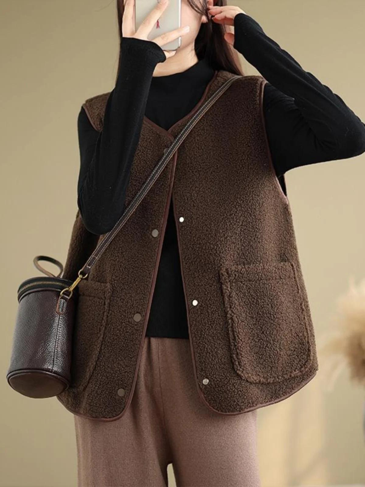 

Trendy Lamb Fur Vest Women's Warm Outerwear Two-Way Wear Autumn Winter Season round Ne Open Cardigan Sle for All Body pes