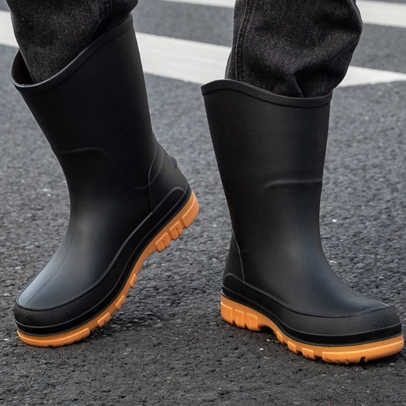 

Brand Men Rain Shoes Platform Breathable Slip on Waterproof Rain Boots Rubber Soft Sole Non Slip Work Shoes for Men Botas Hombre