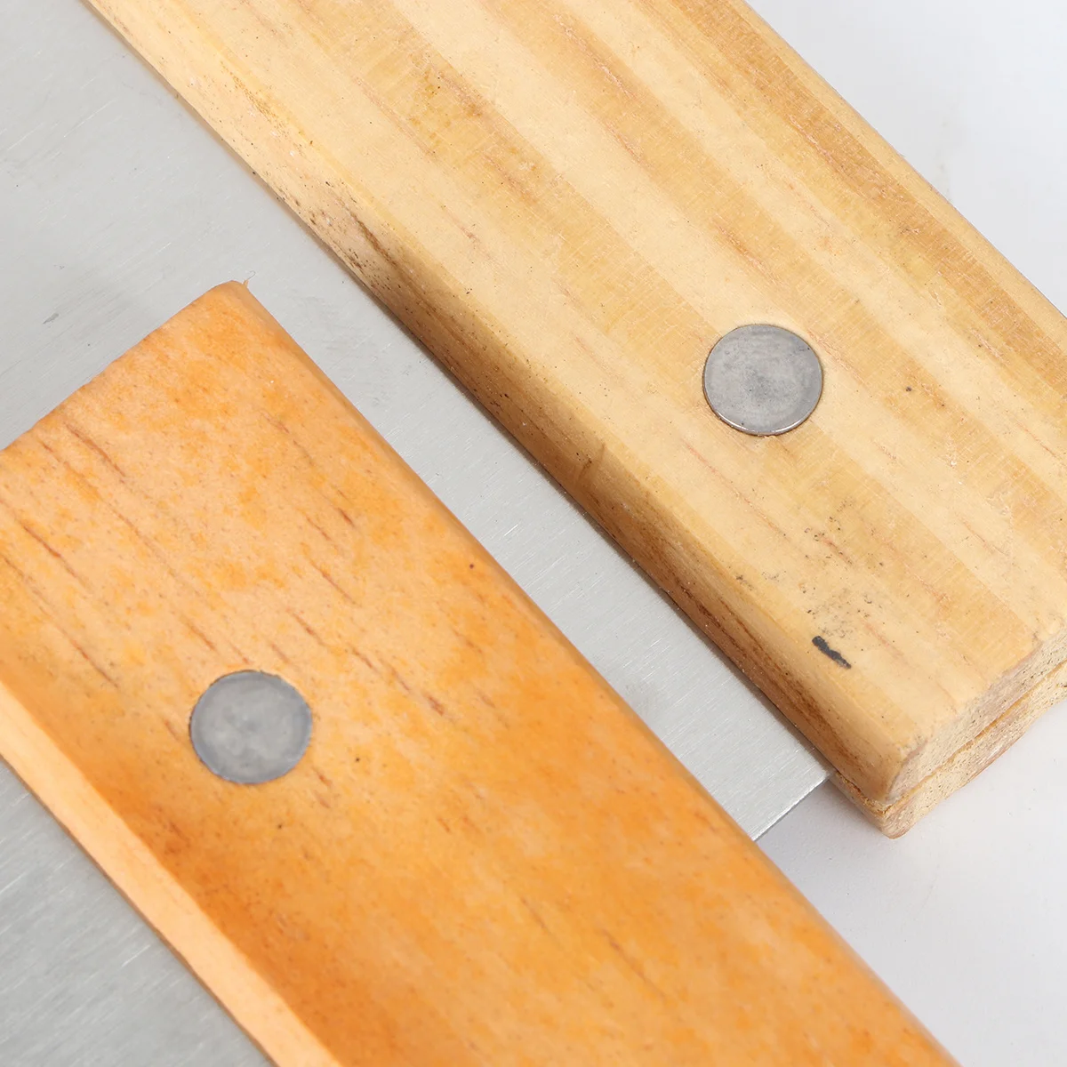 

2pcs Stainless Steel Dough Scraper With Non-Slip Wood Handle For Baking Pastry Cutting Kitchen Gadget Dough Cutter Tool Bread