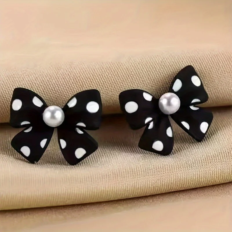 

1 Pair of Personalized and Creative Black Color Spotted Bow Earrings Women's Fashionable and Simple Daily Party Jewelry Gifts