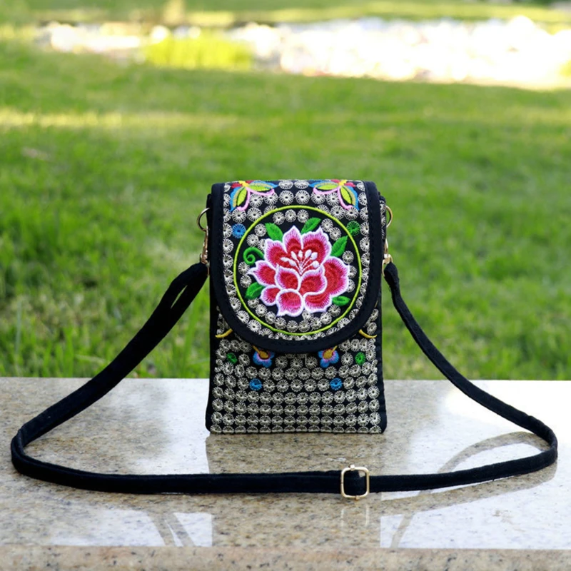 Lady Cell Phone Bag Crossbody Shoulder Wallet Purse Handbag Pouch Ethnic Style Embroidered Bag Flip Canvas Bag Retro Small Bolsa