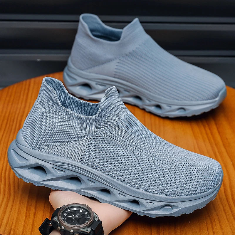 

New Autumn Versatile Daily Casual Shoes Men Women Breathable Lightweight Sports Shoes Commuting Anti Slip Stable Walking Shoes