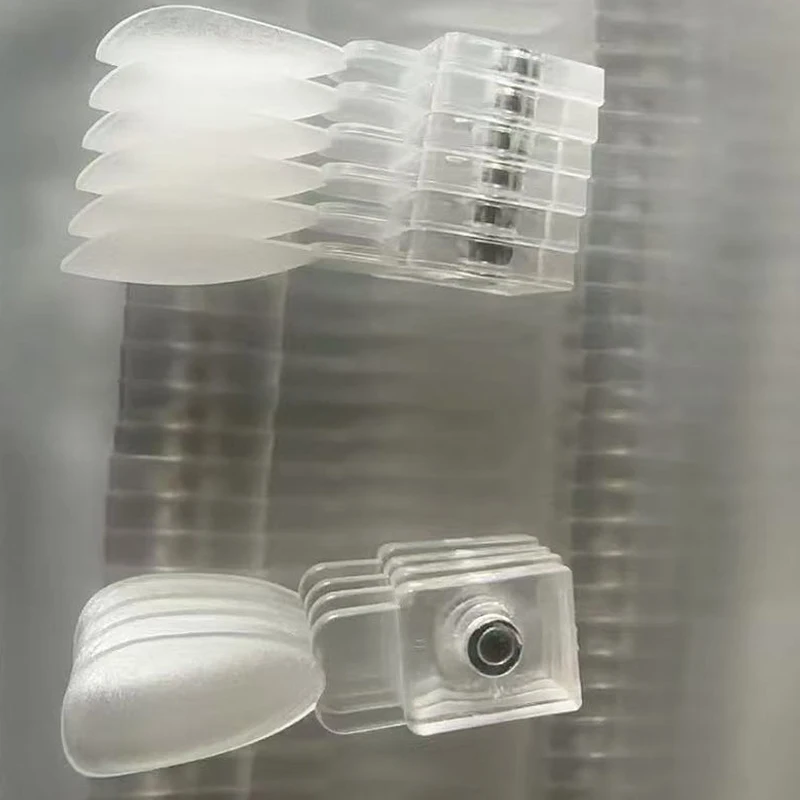 24個入り マグネット式 つけ爪チップ ディスプレイ クリア ナチュラルカラーカード ポリッシュジェルスタンドボード ネイルパレット マニキュア ネイルグルー 練習用