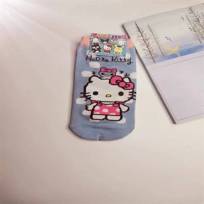 Hello Kitty – chaussettes mi-hautes en coton pour filles, mignonnes, confortables, douces, respirantes, respectueuses de la peau, antidérapantes, automne et hiver
