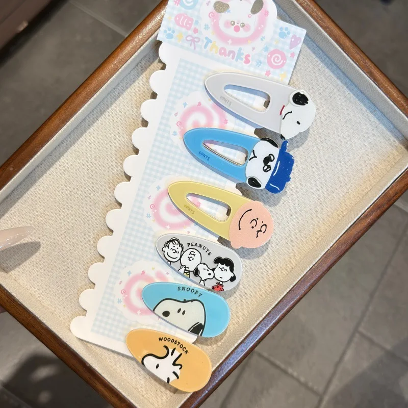 2/10PCS Random Cartoon Snoopy Hair Clips For Women Side Bang Clips Student Cute Frizz Hair Accessories Sweet Hair Adornments