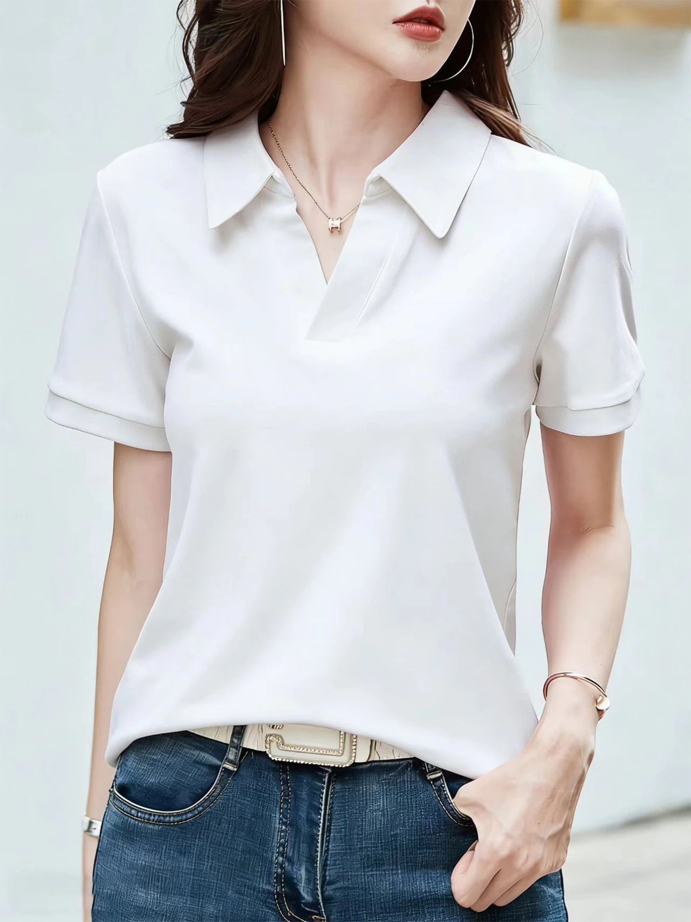 Women's Fashionable Casual Shirt, Solid Color No-Print Slightly Stretchy T-Shirt, Suitable for Spring, Summer
