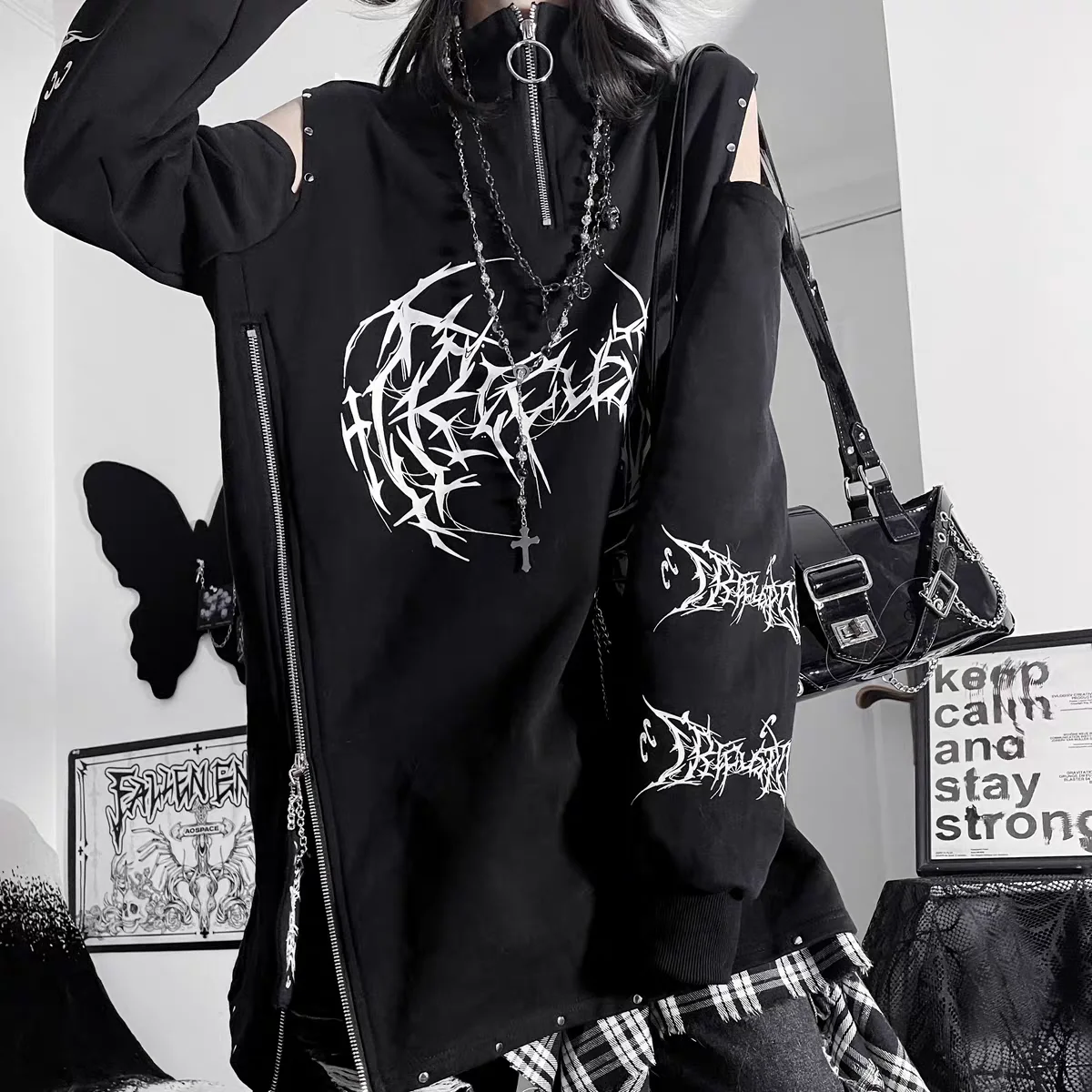 

Goth Grunge Black Sweatshirt Pullover Punk Long-sleeved Zip-up Hollow-out T-shirt Women's Top Design Loose Off-the-shoulder Top