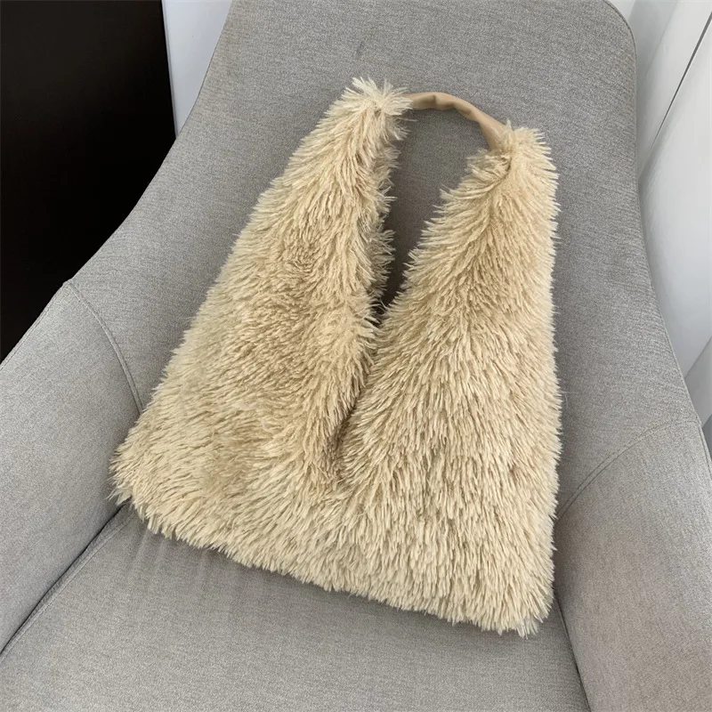 2024 Luxury Designer Faux Fur Tote Bag Women Handbags Autumn Winter Plush Shoulder Crossbody Bags Y2K Girls Brand Shopper Purses