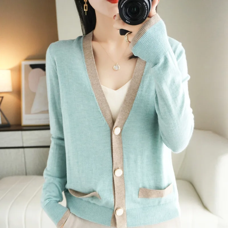 Knitted cardigan women's spring and autumn new 2023 short contrasting pearl button loose V-neck women's coat top