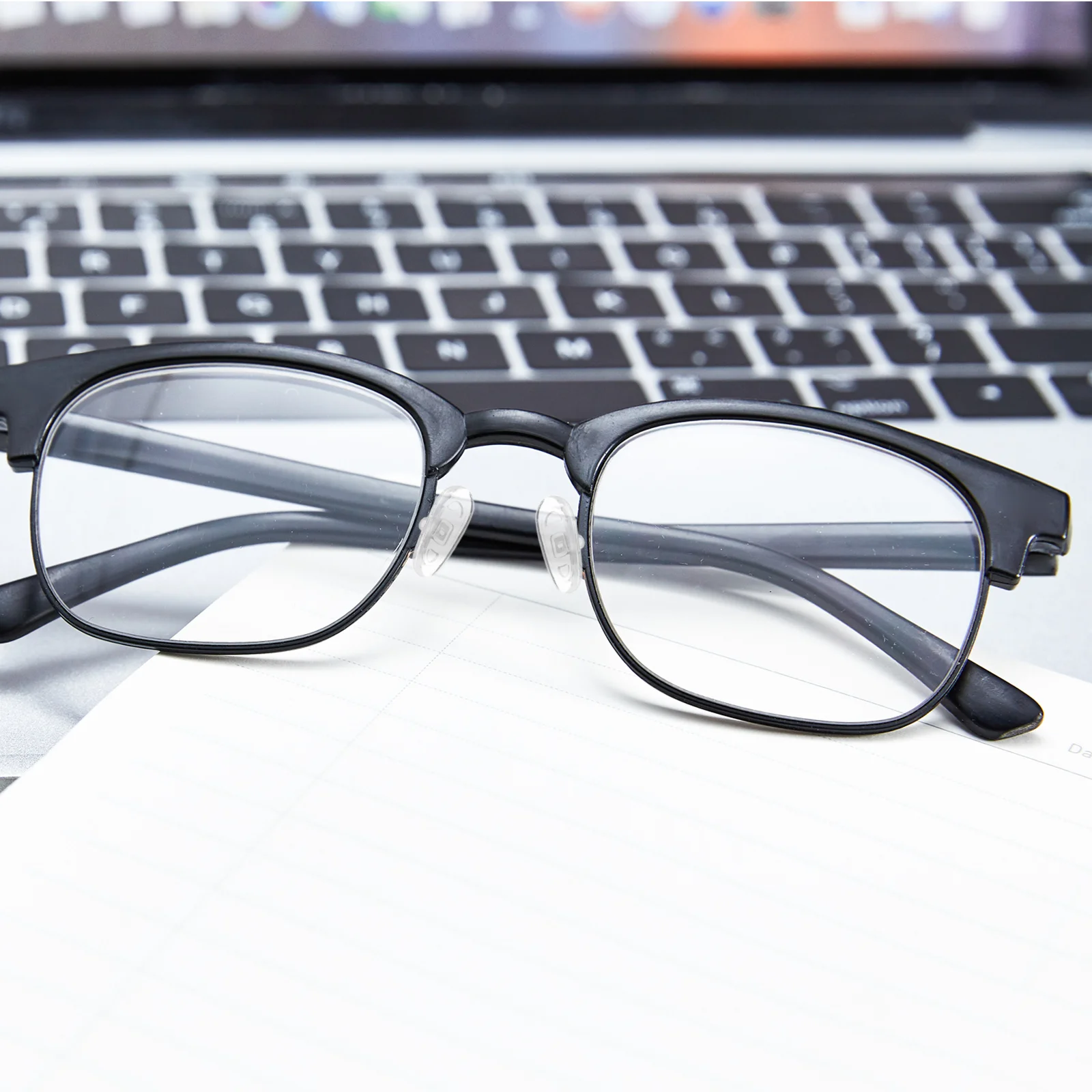 

25Pcs Push-in Eyeglass Nose Pads Silicone Soft Anti-Slip Replacement Nose Pieces Cushions for Glasses Sunglasses