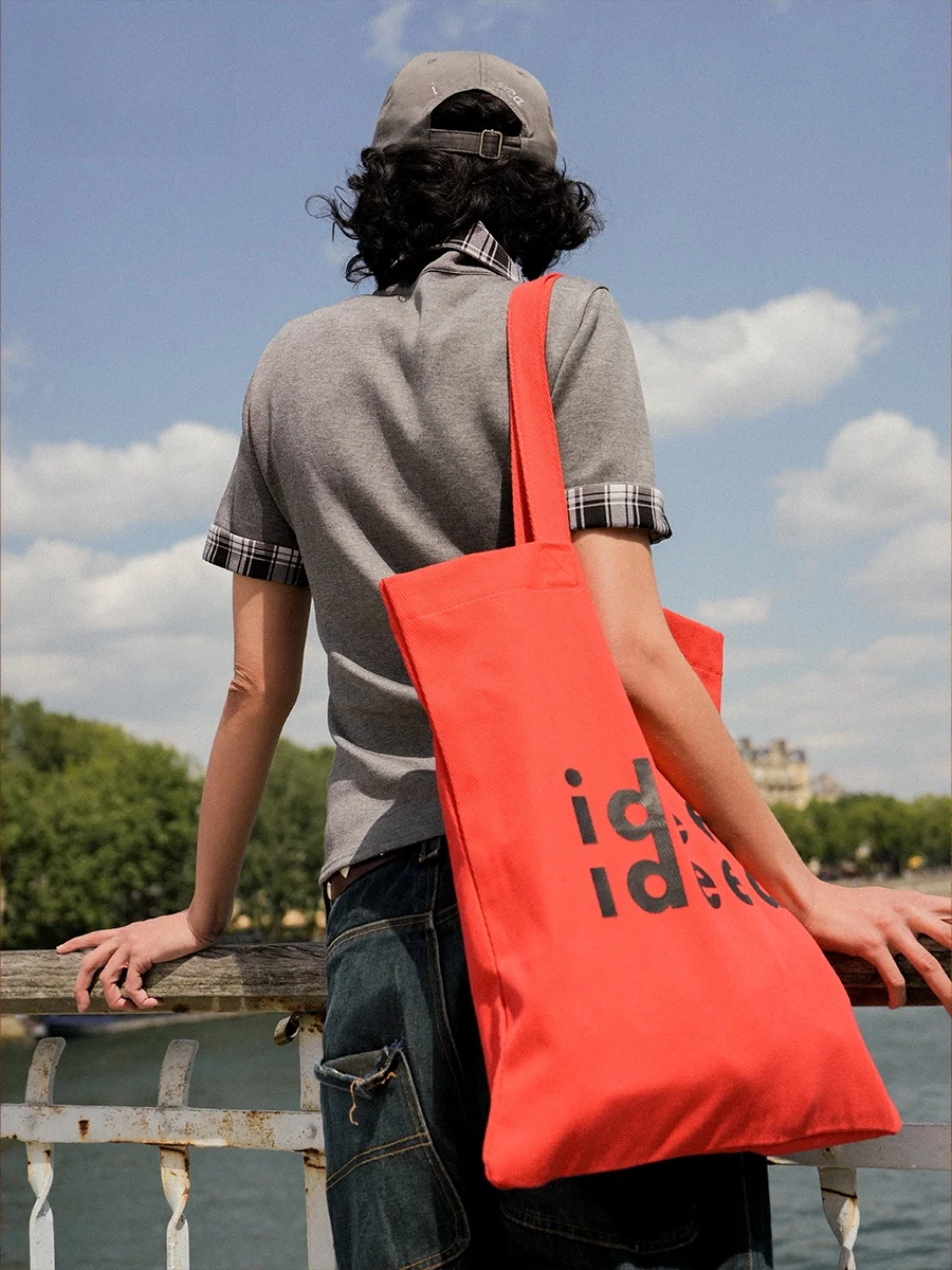 idea-candy-color-blo-large-capaci-canvas-bag-collaborative-work-by-zhou-yuting-and-li-xirui-summer-2025-china-made-faio