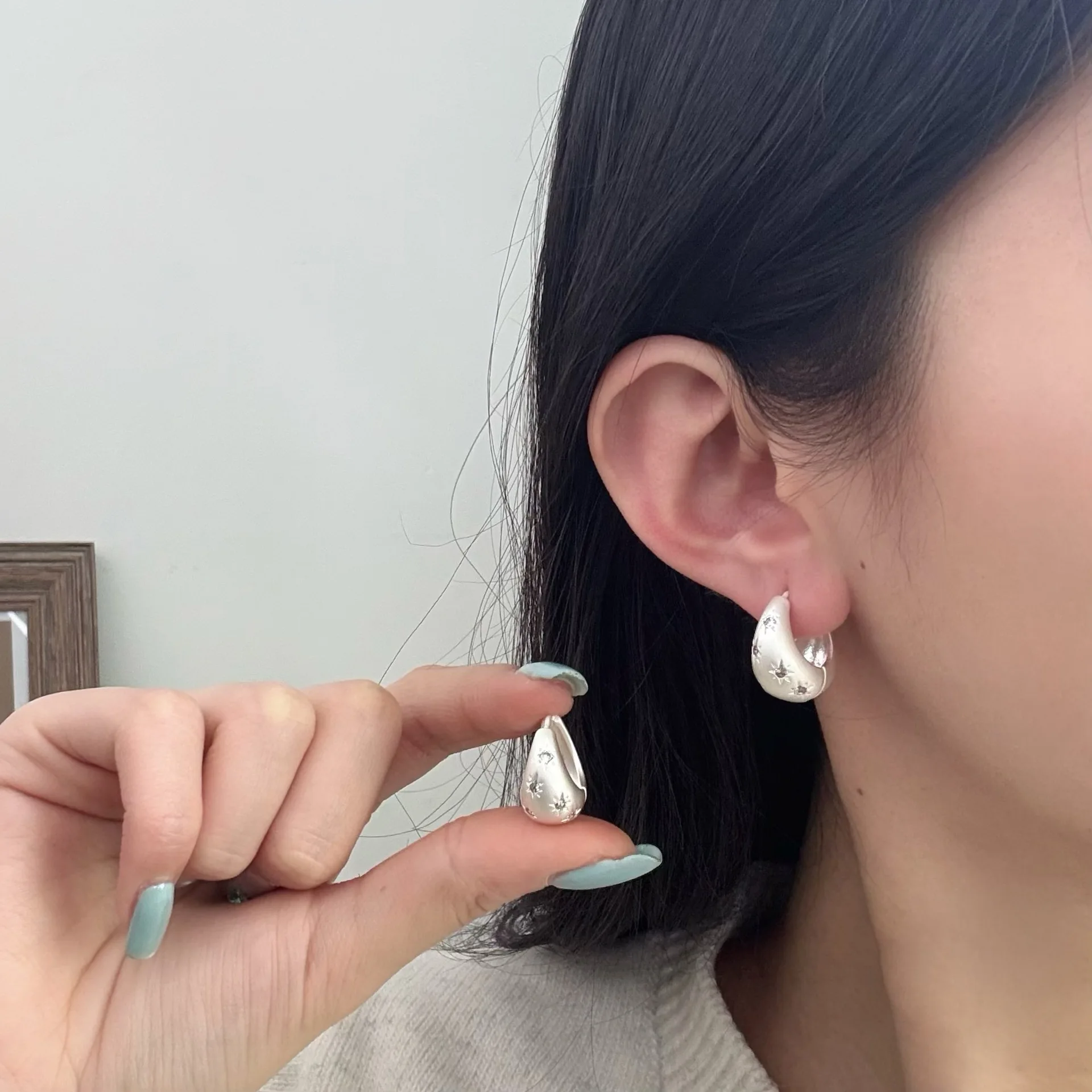 New style versatile micro-set zircon star-shaped brass earrings ear studs light-luxury elegant womens jewelry