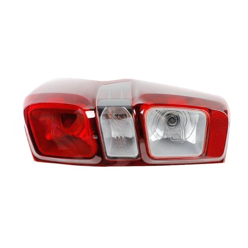 Suitable for Isuzu D-MAX 2021 low-end tail lights, pickup truck auto parts, source factory