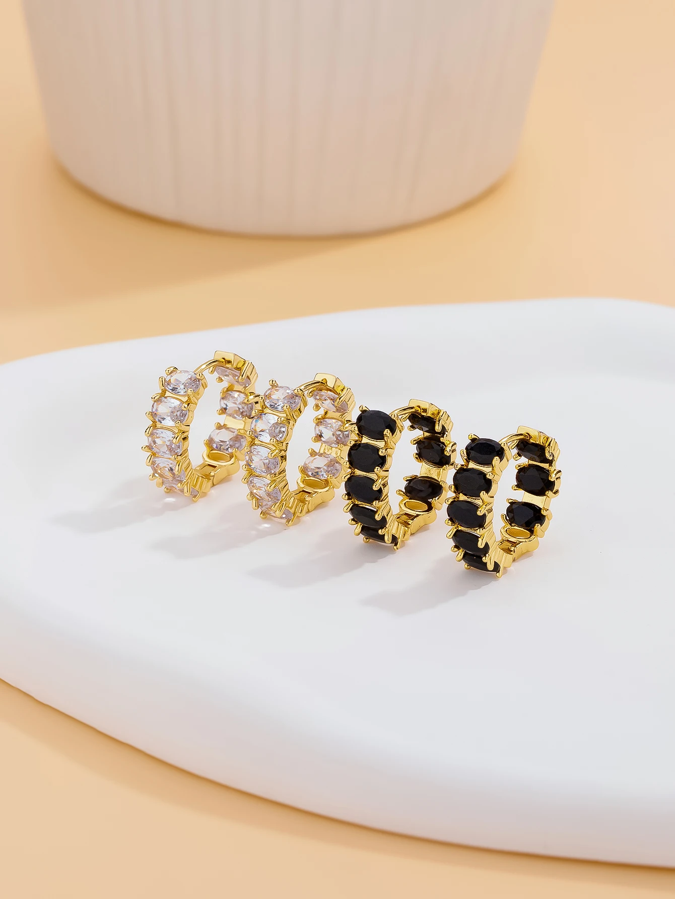 FanSibao Fashion Simple Circular Women's Crystal Earrings Korean Zircon Earrings Party Jewelry