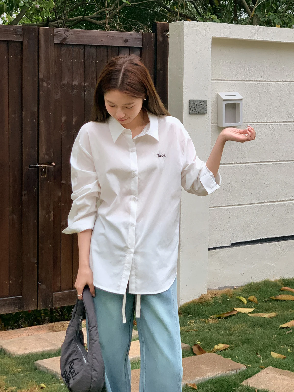 

LILI EDIT Casual Leisure Sle Embroidered Letter White irt Women Summer Thin Outerwear Cardigan Cotton Lyocell Fiber