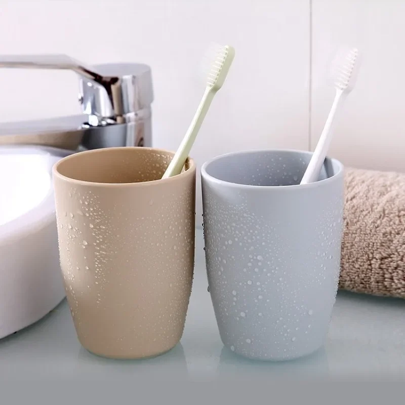 Simple fashion family wash mouth cup plain plastic brushing cup couple toothbrush cup