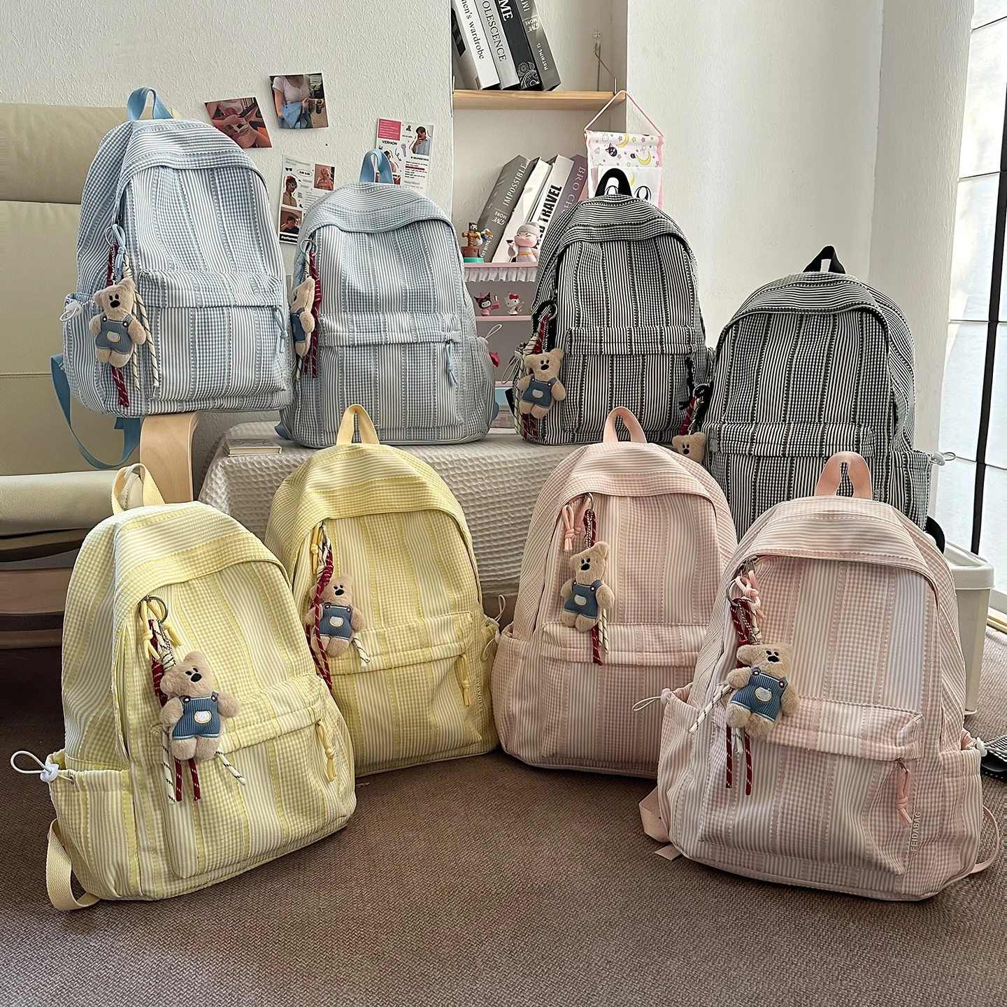 

Винтажный клетчатый рюкзак для женщин, вместительная школьная сумка, очаровательная повседневная сумка на два плеча для учащихся средних и старших классов.