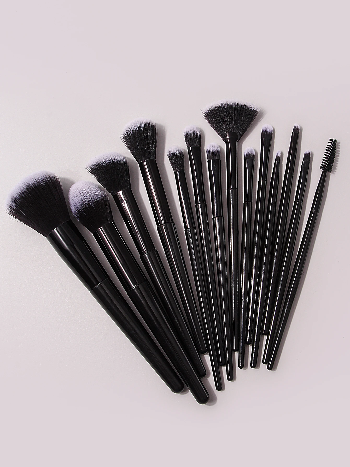 14PCS Professional makeup brush set: foundation brush,concealer brush,eyeshadow brush,blush brush,conture brush,mascara brush