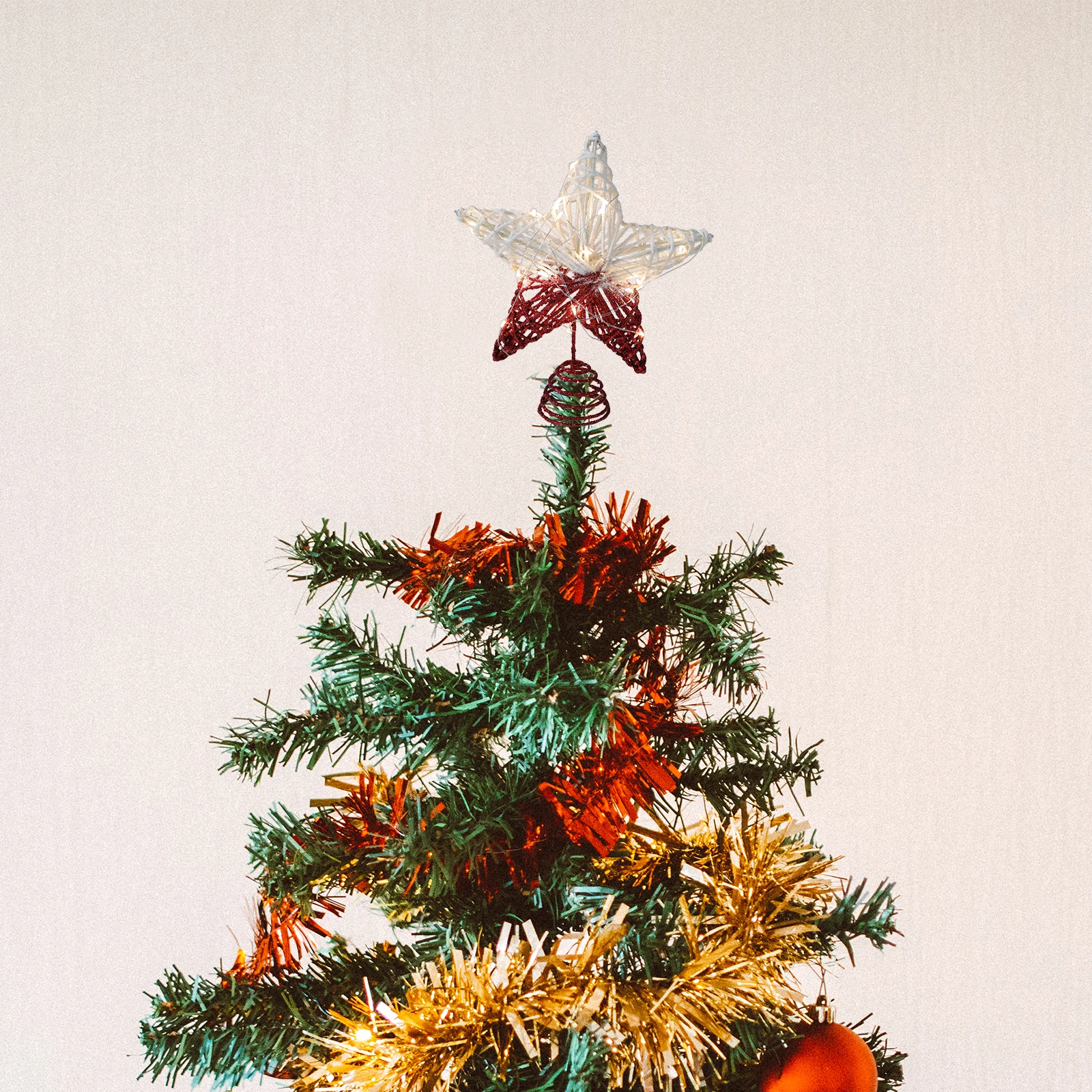 

Christmas Tree Star Topper Iron Hollow Surface Coated LED Light Xmas Tree Decoration Sparkling Vintage Festival