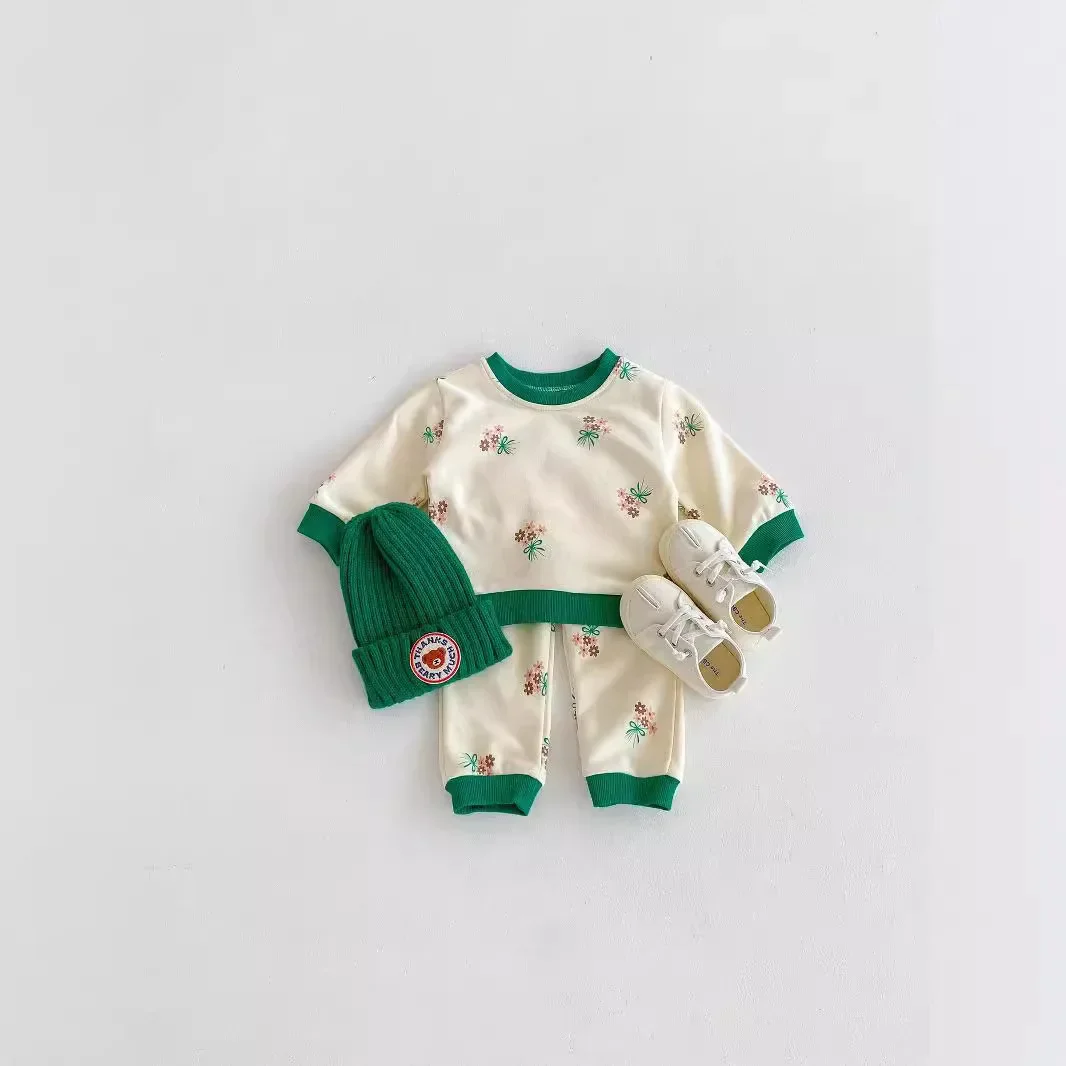 2024 New Baby Stylish Floral Set: Long Sleeve Pants for Boys and Girls, Cute Printed Sweatshirt Set for Children in Autumn