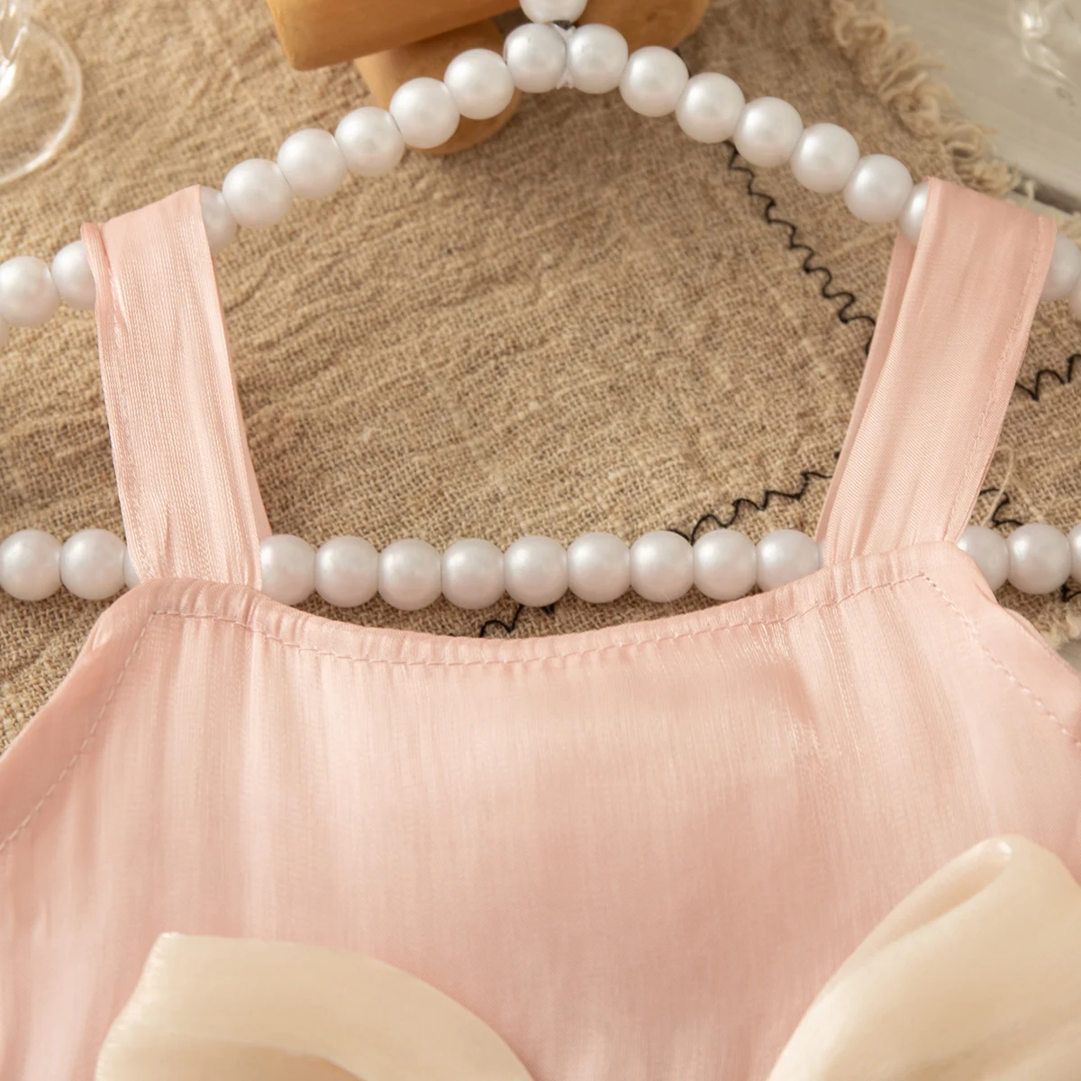 Süßes Bogen-Geburtstagsparty-Babykleid für Mädchen, Sommerkleidung im neuen koreanischen Stil, geeignet für 9 Monate bis 3 Jahre alt – Detail 6