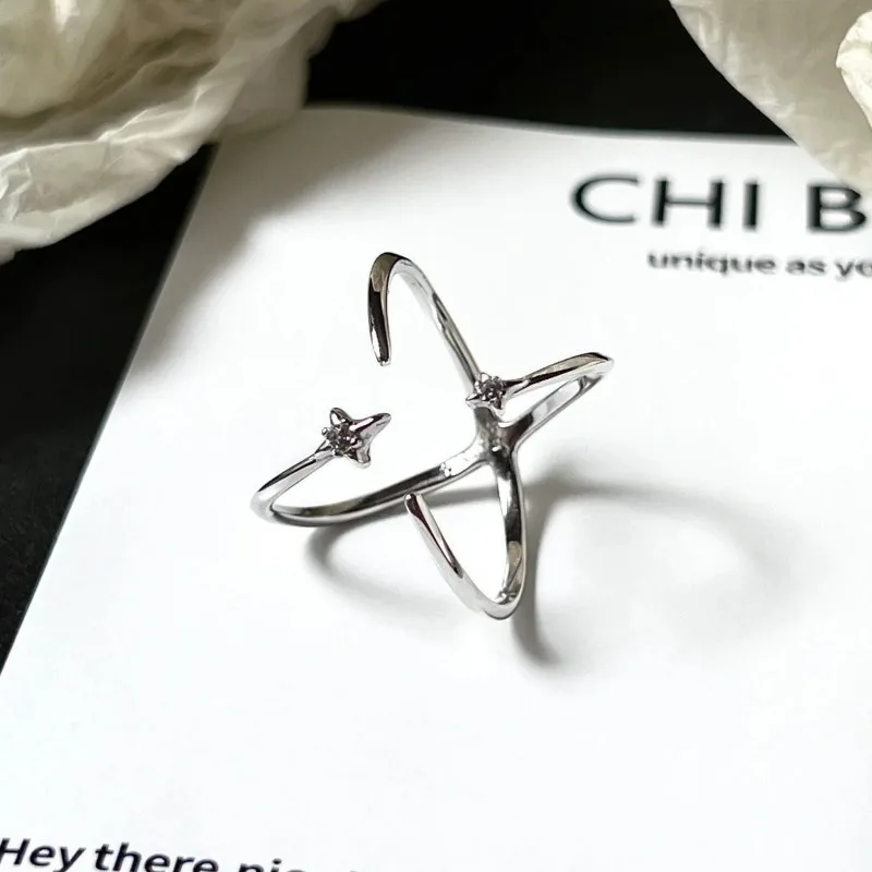 Liefde en Deepspace Creatieve Cartoon Xavier Onregelmatige Damesringen Vakantiegeschenken Gepersonaliseerde Creatieve Yiyou Sieraden Groothandel