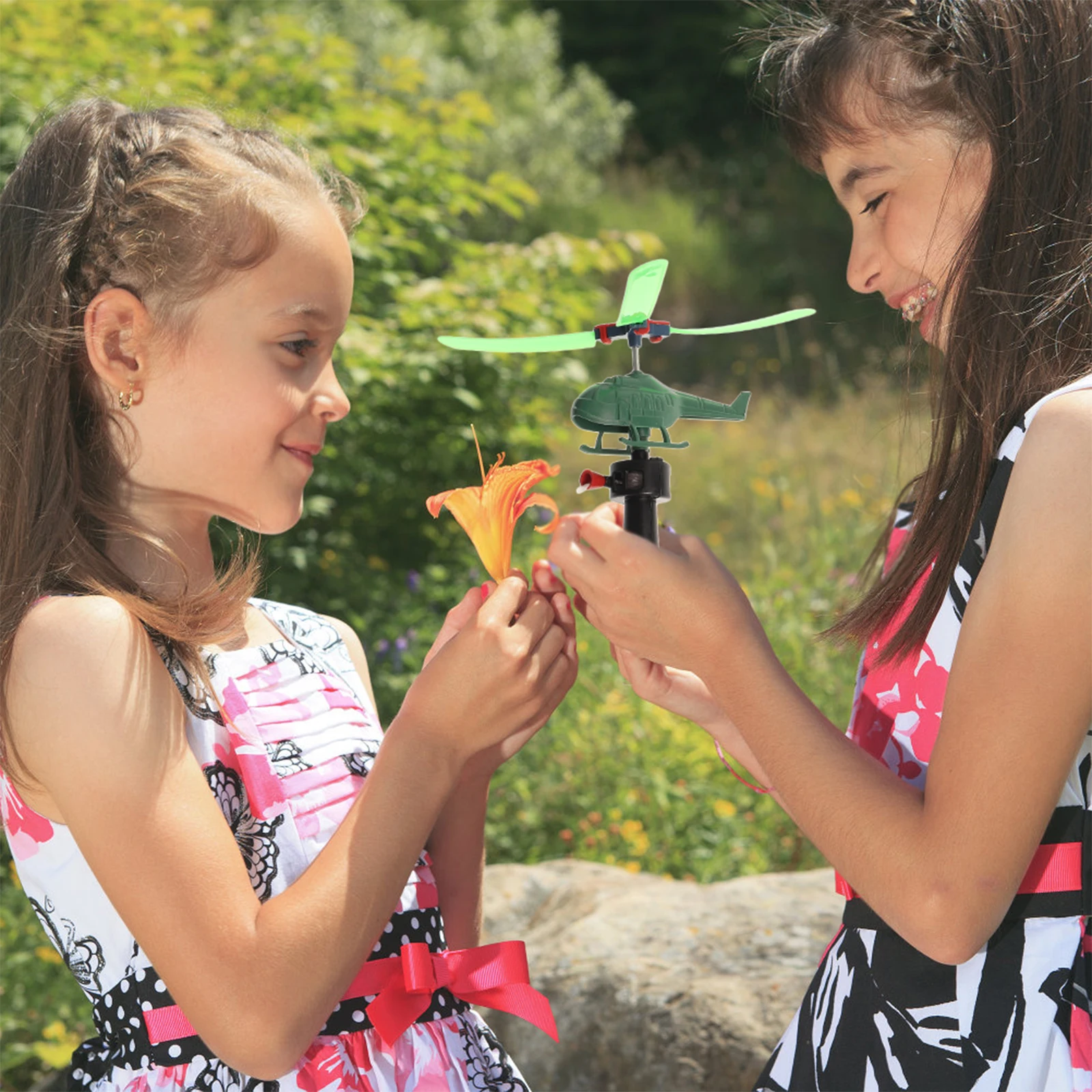 

8pcs Pull String Airplane Flying Plastic Kids Outdoor Interactive Fun Parent-Child Play Exercise Party