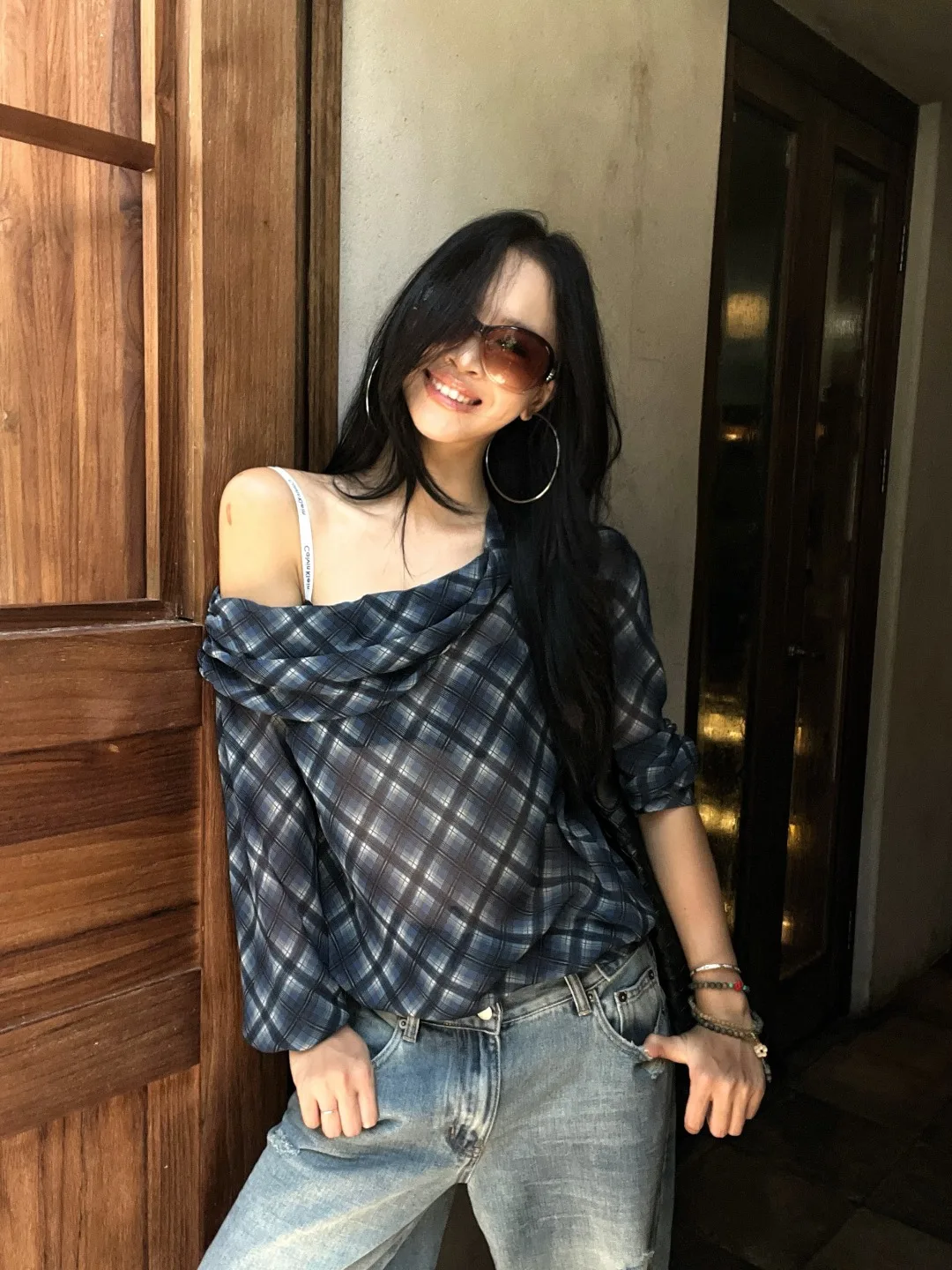 

Kumikumi Design Casual Loose Long Sleeve Plaid Thin Women's Shirt Spring Versatile Slimming Shoulder Bared Top